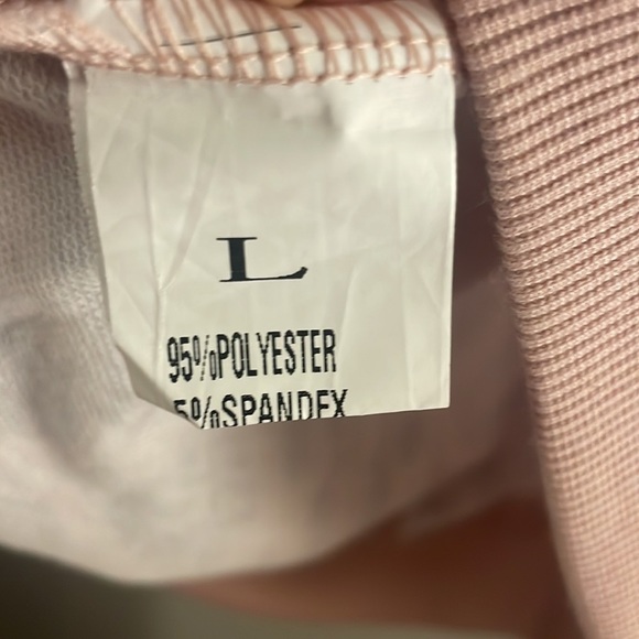 𝅺SHE & Sho Clothing Co. Women’s Pullover Size Large - Picture 7 of 7